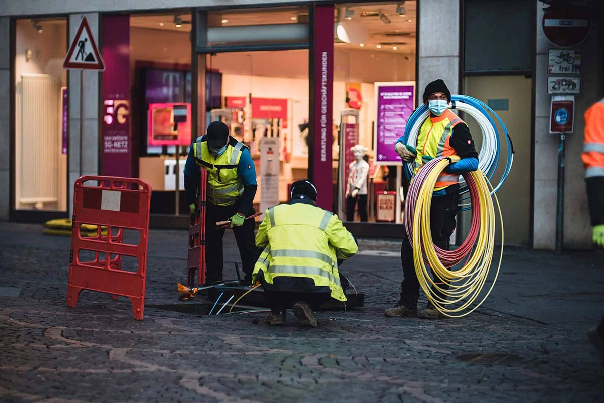 Er wordt glasvezel aangelegd in de buurt: wat nu?!
